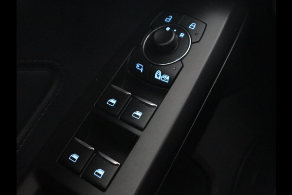 Ford Focus 1.0 EcoBoost ST Line X | Panoramadak | Stoel & stuurverwarming | Camera | Adaptive cruise | Digital Cockpit | B&O Sound | Navigatie | Full LED | Climate control