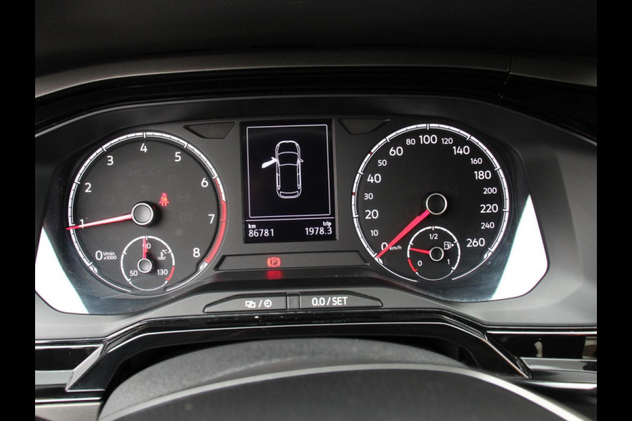 Volkswagen Polo 1.0 TSI Comfortline connect | Navigatie | Apple Carplay/Android Auto | Climate Control | Adaptive cruise Control | Stoelverwarming