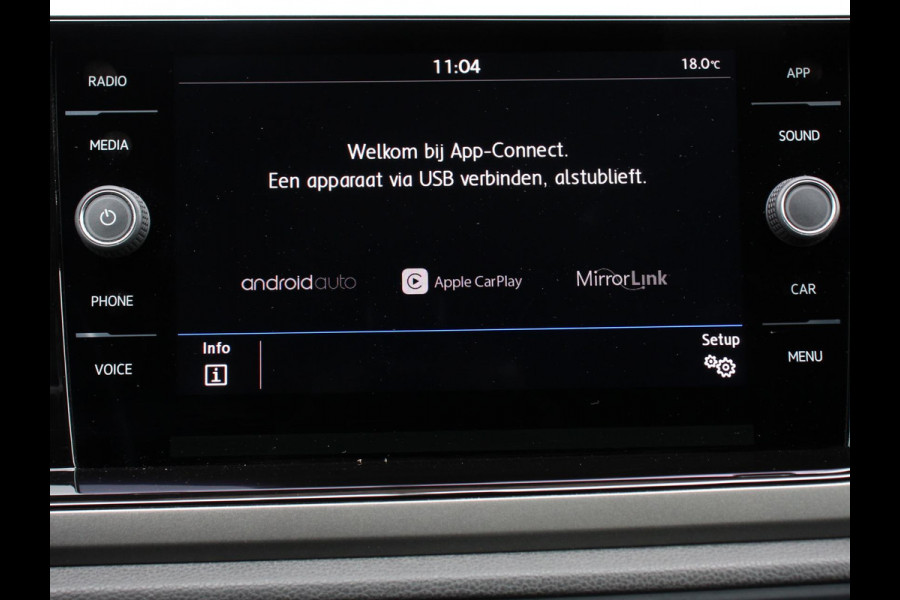 Volkswagen Polo 1.0 TSI Comfortline connect | Navigatie | Apple Carplay/Android Auto | Climate Control | Adaptive cruise Control | Stoelverwarming