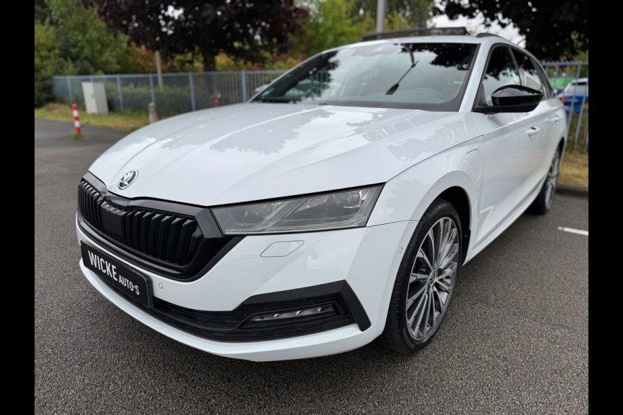 Škoda Octavia Combi 1.4 TSI iV PHEV Sport Panorama Memory Camera VOL !