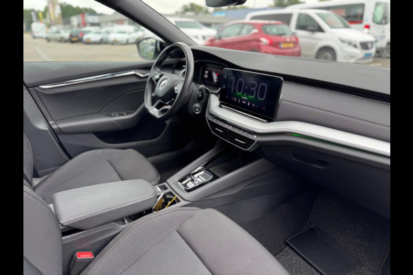Škoda Octavia Combi 1.4 TSI iV PHEV Sport Panorama Memory Camera VOL !