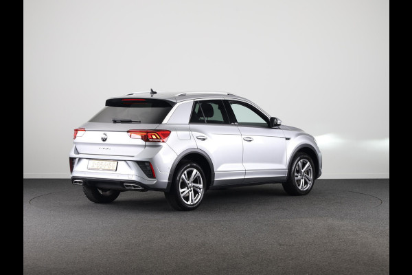 Volkswagen T-Roc 1.0 TSI R-Line Business 110 pk | Verlengde garantie | Navigatie | Parkeersensoren (Park assist) | Achteruitrijcamera | Adaptieve cruise control | R-Line |