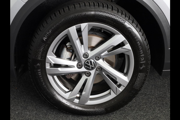 Volkswagen T-Roc 1.0 TSI R-Line Business 110 pk | Verlengde garantie | Navigatie | Parkeersensoren (Park assist) | Achteruitrijcamera | Adaptieve cruise control | R-Line |