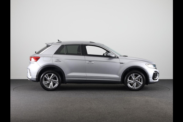 Volkswagen T-Roc 1.0 TSI R-Line Business 110 pk | Verlengde garantie | Navigatie | Parkeersensoren (Park assist) | Achteruitrijcamera | Adaptieve cruise control | R-Line |