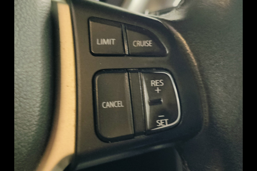 Suzuki Vitara 1.4 Boosterjet Select Automaat Rijklaar + 12 maanden Bovag-garantie Henk Jongen Auto's in Helmond,  al 50 jaar service zoals 't hoort!