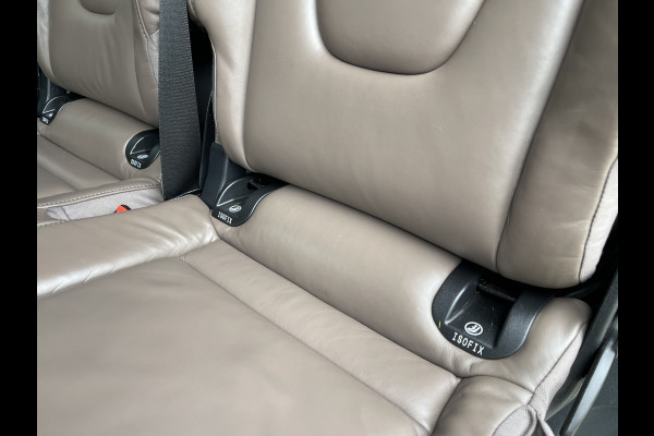 Mercedes-Benz V-Klasse 300d 237pk Extra Lang DC 5 persoons Avantgarde Edition / vaste prijs rijklaar € 52.950 ex btw / lease vanaf € 864 / AMG / burmester / leer / camera / originele Nedelandse bus !