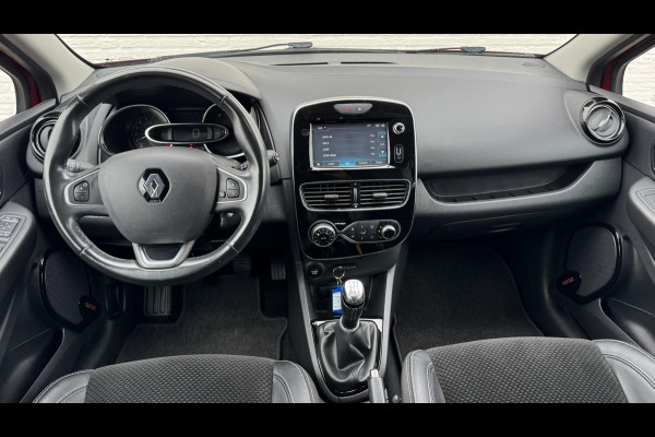 Renault Clio 0.9 TCe Intens Climate control Cruise control Bekleding half leer/half stof Parkeersensoren v/a plus camera