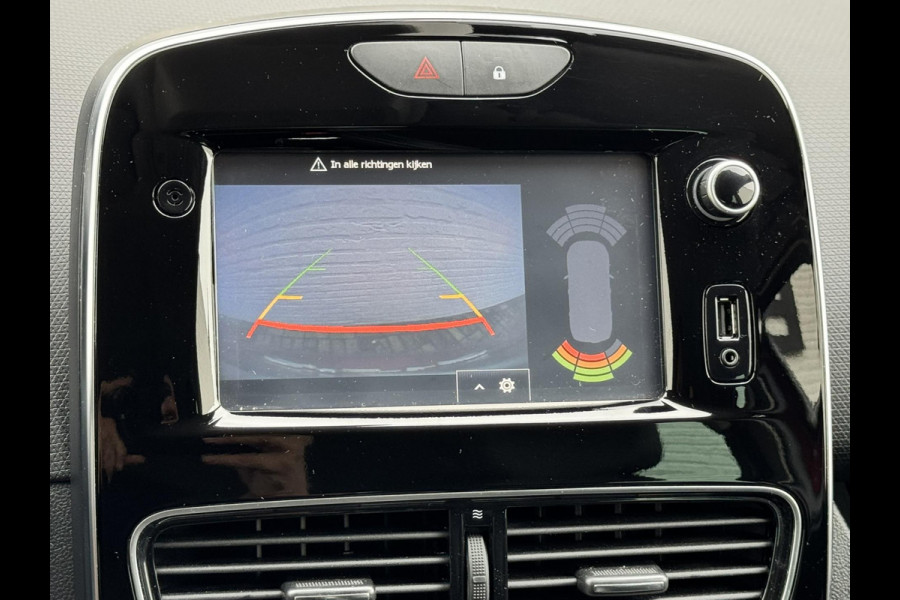 Renault Clio 0.9 TCe Intens Climate control Cruise control Bekleding half leer/half stof Parkeersensoren v/a plus camera