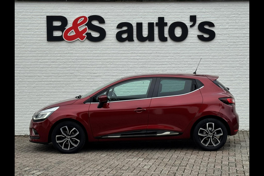 Renault Clio 0.9 TCe Intens Climate control Cruise control Bekleding half leer/half stof Parkeersensoren v/a plus camera