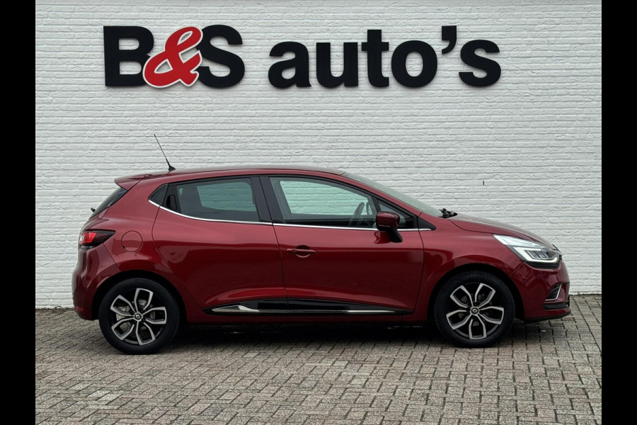 Renault Clio 0.9 TCe Intens Climate control Cruise control Bekleding half leer/half stof Parkeersensoren v/a plus camera