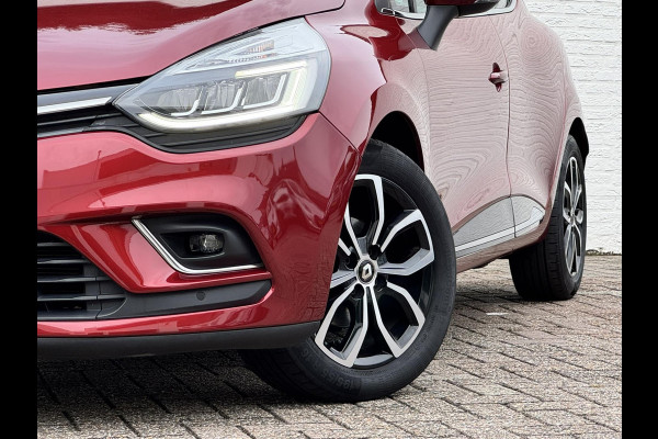 Renault Clio 0.9 TCe Intens Climate control Cruise control Bekleding half leer/half stof Parkeersensoren v/a plus camera