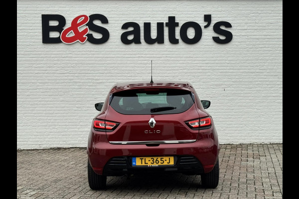 Renault Clio 0.9 TCe Intens Climate control Cruise control Bekleding half leer/half stof Parkeersensoren v/a plus camera