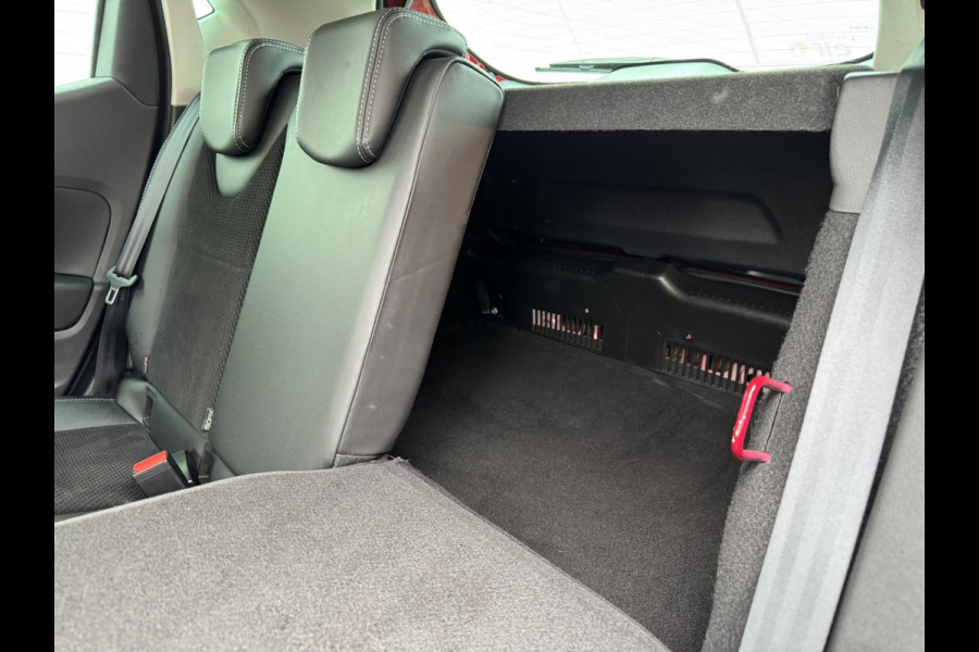 Renault Clio 0.9 TCe Intens Climate control Cruise control Bekleding half leer/half stof Parkeersensoren v/a plus camera