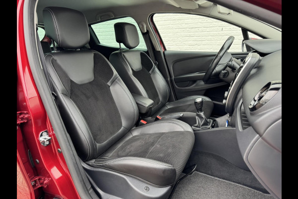 Renault Clio 0.9 TCe Intens Climate control Cruise control Bekleding half leer/half stof Parkeersensoren v/a plus camera