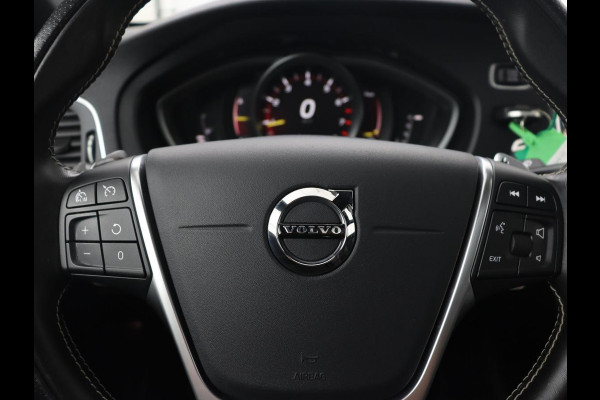 Volvo V40 1.5 T3 Polar+ Sport | Panoramadak | Stoelverwarming | Camera | Full LED | Navigatie | Park Assist | Harman/Kardon | Keyless | R Design