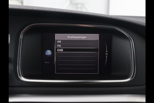 Volvo V40 1.5 T3 Polar+ Sport | Panoramadak | Stoelverwarming | Camera | Full LED | Navigatie | Park Assist | Harman/Kardon | Keyless | R Design