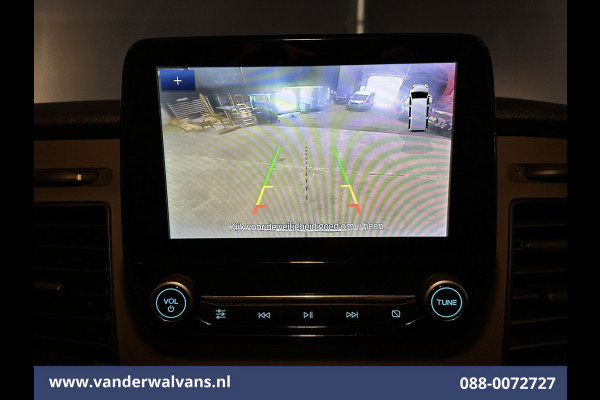 Ford Transit 2.0 TDCI 130pk L2H2 Euro6 Airco | Camera | Navigatie | Apple Carplay | Android Auto LED, Cruiscontrol, Verwamde voorruit, Bijrijdersbank, Parkeersensoren