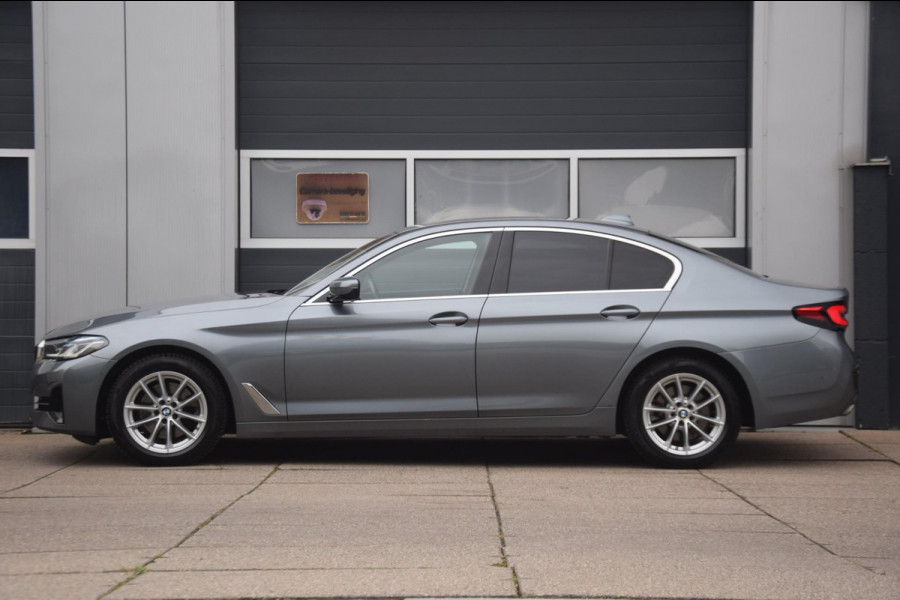 BMW 5 Serie 520i Business Edition Plus CAMERA/HIFI SYSTEM/ADAPTIEVE CRUISE CONTROL