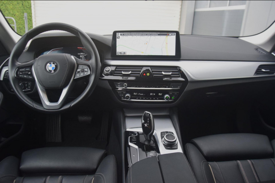 BMW 5 Serie 520i Business Edition Plus CAMERA/HIFI SYSTEM/ADAPTIEVE CRUISE CONTROL