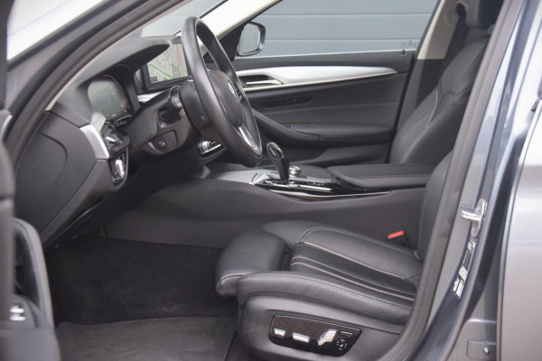 BMW 5 Serie 520i Business Edition Plus CAMERA/HIFI SYSTEM/ADAPTIEVE CRUISE CONTROL