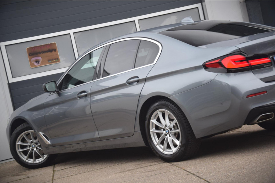 BMW 5 Serie 520i Business Edition Plus CAMERA/HIFI SYSTEM/ADAPTIEVE CRUISE CONTROL