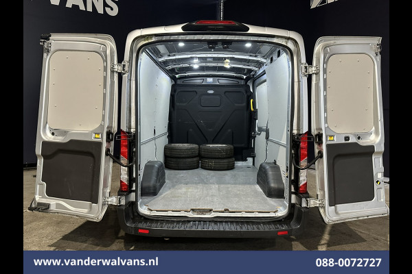 Ford Transit 2.0 TDCI 131pk L2H2 Euro6 Airco | Camera | Navigatie | Apple Carplay | Android Auto LED, Cruiscontrol, Verwarmde Voorruit, Bijrijdersbank, Parkeersensoren, 2550kg trekvermogen