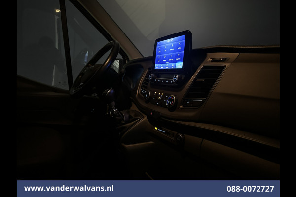 Ford Transit 2.0 TDCI 131pk L2H2 Euro6 Airco | Camera | Navigatie | Apple Carplay | Android Auto LED, Cruiscontrol, Verwarmde Voorruit, Bijrijdersbank, Parkeersensoren, 2550kg trekvermogen