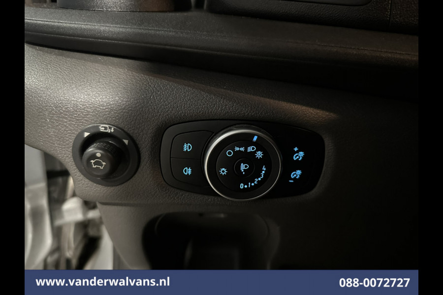 Ford Transit 2.0 TDCI 131pk L2H2 Euro6 Airco | Camera | Navigatie | Apple Carplay | Android Auto LED, Cruiscontrol, Verwarmde Voorruit, Bijrijdersbank, Parkeersensoren, 2550kg trekvermogen