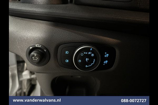 Ford Transit 2.0 TDCI 131pk L2H2 Euro6 Airco | Camera | Navigatie | Apple Carplay | Android Auto LED, Cruiscontrol, Verwarmde Voorruit, Bijrijdersbank, Parkeersensoren, 2550kg trekvermogen
