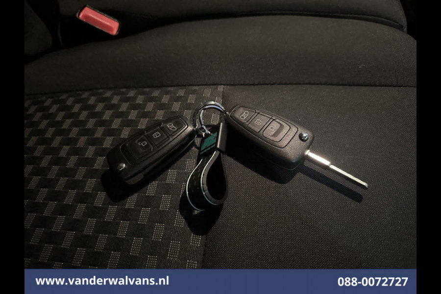 Ford Transit 2.0 TDCI 131pk L2H2 Euro6 Airco | Camera | Navigatie | Apple Carplay | Android Auto LED, Cruiscontrol, Verwarmde Voorruit, Bijrijdersbank, Parkeersensoren, 2550kg trekvermogen