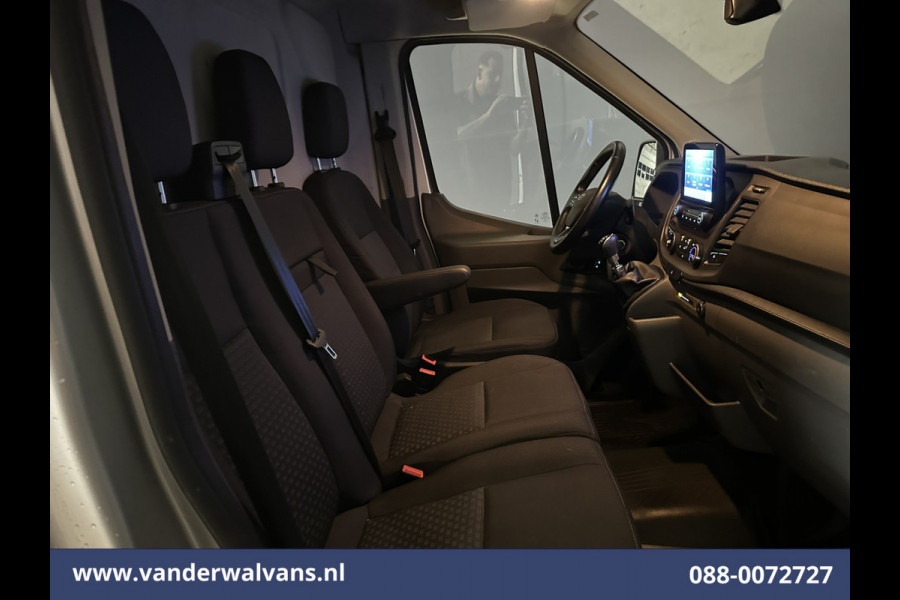 Ford Transit 2.0 TDCI 130pk L2H2 Euro6 Airco | Camera | Navigatie | Apple Carplay | Android Auto LED, Cruiscontrol, Verwarmde Voorruit, Parkeersensoren, Bijrijdersbank