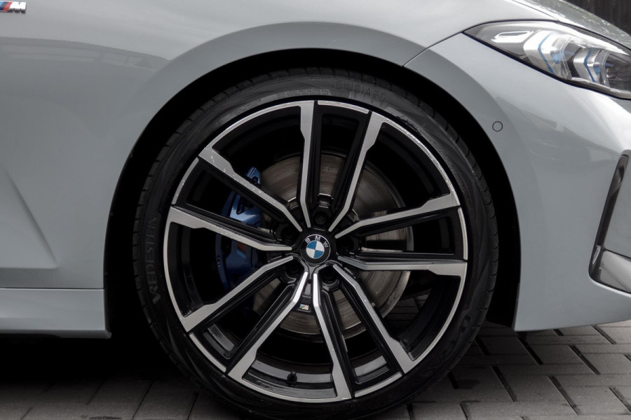 BMW 3-serie M340d xDrive | SCHUIF/KANTEL DAK | 360° CAMERA | M-PAKKET | TREKHAAK