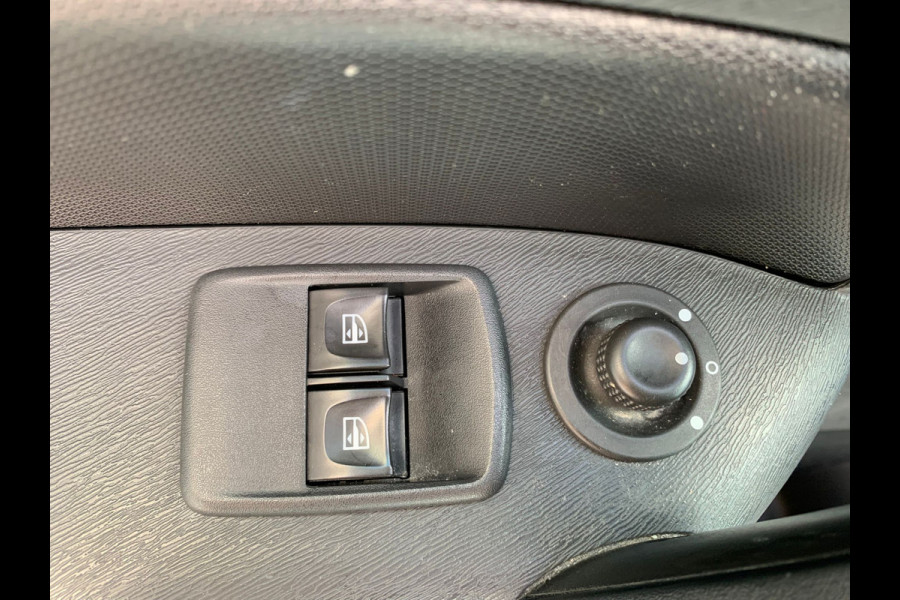 Renault Kangoo 1.5dCi 90PK Maxi L2H1 Airco Navi Cruise Control Imperiaal Trekhaak Pdc Bluetooth Schuifdeur Betonplex Vloer Wandbetimmering Energy Comfort Euro 6