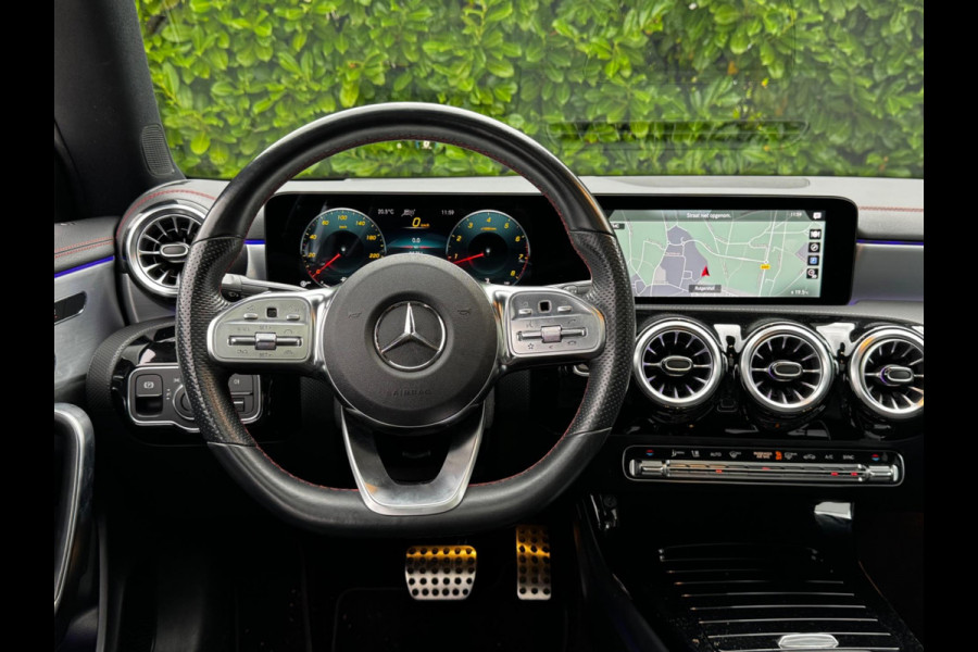 Mercedes-Benz CLA-Klasse CLA 250 4MATIC PREMIUM PLUS AMG HUD PANORAMADAK BTW ORIGINEEL NEDERLANDS NAP DEALER ONDERHOUDEN