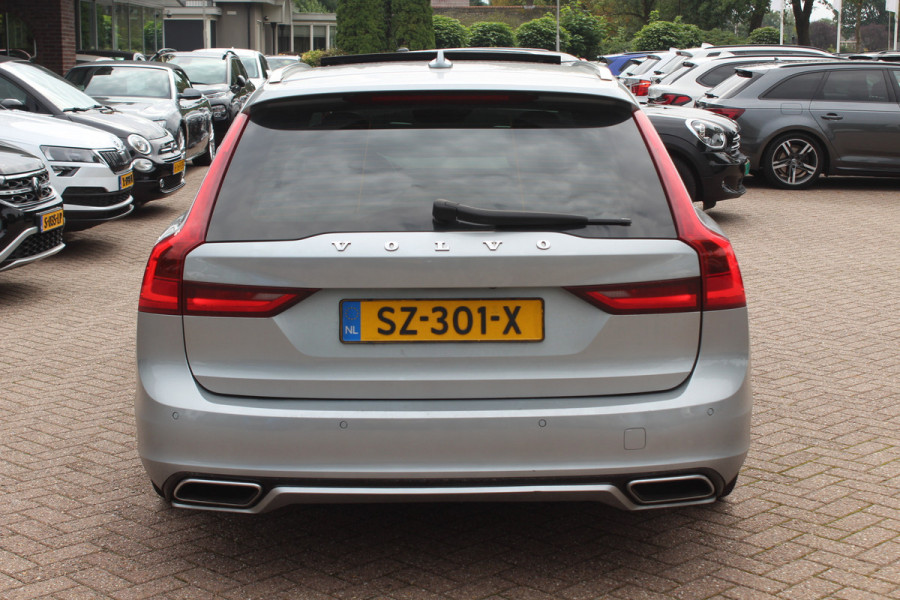 Volvo V90 2.0 D3 R-Design / Trekhaak / Panoramadak / Camera / Head-up / Leder / 19'' / Standverwarming / Dodehoek / Stuur+Stoelverwarming / Elektr. achterklep / ACC