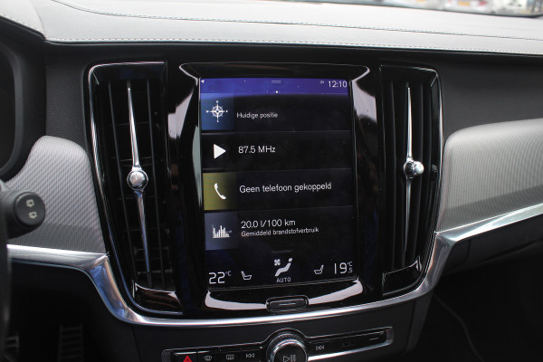 Volvo V90 2.0 D3 R-Design / Trekhaak / Panoramadak / Camera / Head-up / Leder / 19'' / Standverwarming / Dodehoek / Stuur+Stoelverwarming / Elektr. achterklep / ACC