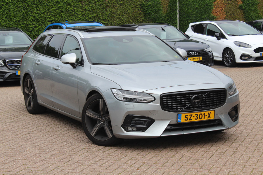 Volvo V90 2.0 D3 R-Design / Trekhaak / Panoramadak / Camera / Head-up / Leder / 19'' / Standverwarming / Dodehoek / Stuur+Stoelverwarming / Elektr. achterklep / ACC