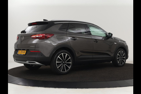 Opel Grandland X 1.6 Turbo Hybrid Ultimatie | Stoelventilatie | 360 Camera | Trekhaak | Carplay | Leder | Memory | Adaptive cruise | Full LED | Navigatie | PHEV | Plug In