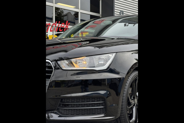 Audi A1 Sportback 1.0 TFSi Design - Navigatie I Airco I PDC I Nwe 18 inch Sport velgen I Comfort pakket I Dealer onderhouden