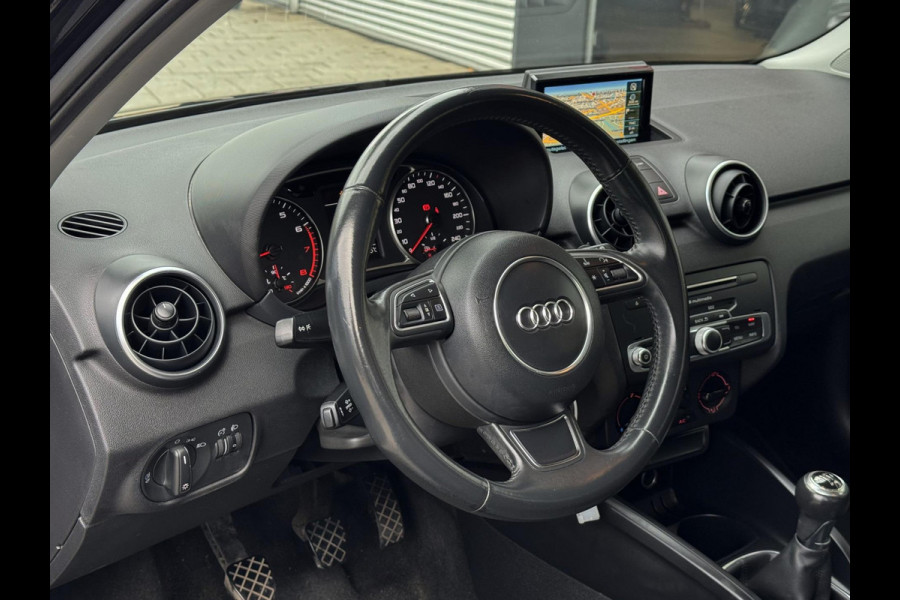 Audi A1 Sportback 1.0 TFSi Design - Navigatie I Airco I PDC I Nwe 18 inch Sport velgen I Comfort pakket I Dealer onderhouden