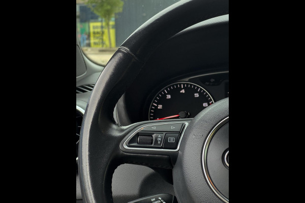 Audi A1 Sportback 1.0 TFSi Design - Navigatie I Airco I PDC I Nwe 18 inch Sport velgen I Comfort pakket I Dealer onderhouden
