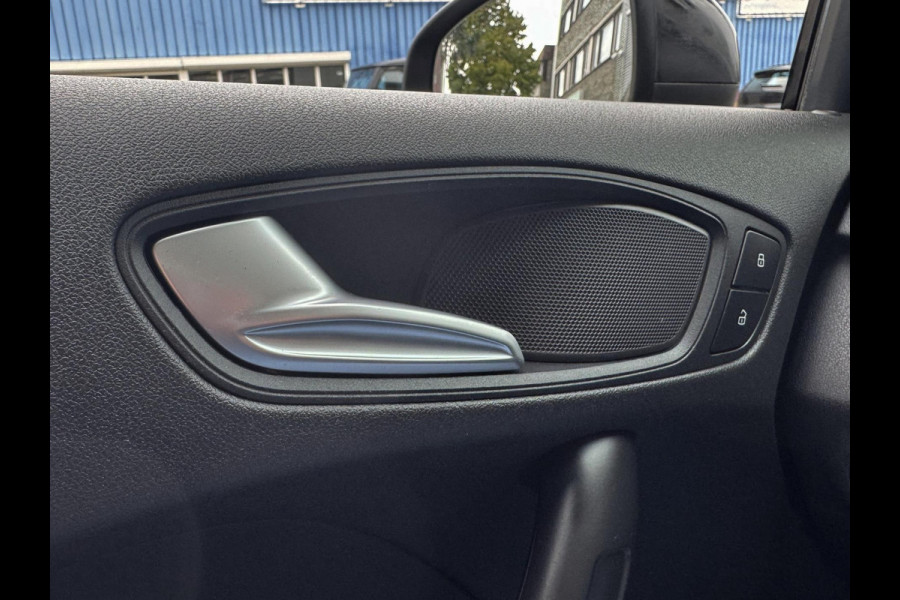 Audi A1 Sportback 1.0 TFSi Design - Navigatie I Airco I PDC I Nwe 18 inch Sport velgen I Comfort pakket I Dealer onderhouden