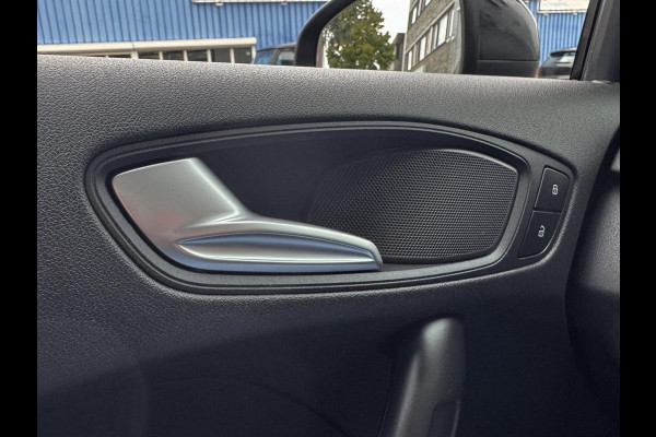 Audi A1 Sportback 1.0 TFSi Design - Navigatie I Airco I PDC I Nwe 18 inch Sport velgen I Comfort pakket I Dealer onderhouden
