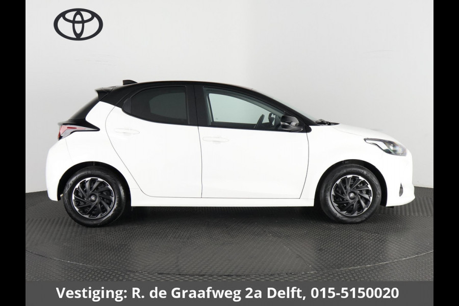 Toyota Yaris 1.5 Hybrid Active Bi-Tone | Apple Carplay& AndroidAUTO | Privacy Glass | Adapt.Cruise Control |