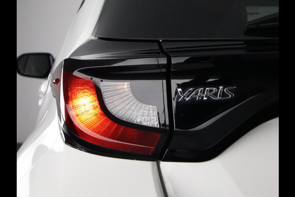 Toyota Yaris 1.5 Hybrid Active Bi-Tone | Apple Carplay& AndroidAUTO | Privacy Glass | Adapt.Cruise Control |