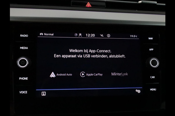 Volkswagen Arteon Shooting Brake 2.0 TSI R-Line Business 190PK | Panorama dak | Clima | Sfeer | Achteruitrijcamera |