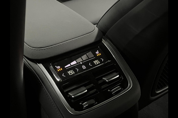 Volvo XC90 2.0 T8 Plug-in hybrid Plus Dark *Facelift* | Luchtvering | Open dak | Adapt. Cruise | Harman & Kardon | Google |