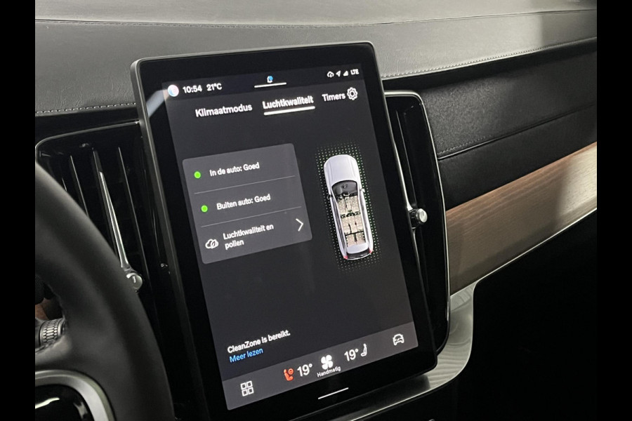 Volvo XC90 2.0 T8 Plug-in hybrid Plus Dark *Facelift* | Luchtvering | Open dak | Adapt. Cruise | Harman & Kardon | Google |