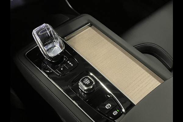 Volvo XC90 2.0 T8 Plug-in hybrid Plus Dark *Facelift* | Luchtvering | Open dak | Adapt. Cruise | Harman & Kardon | Google |