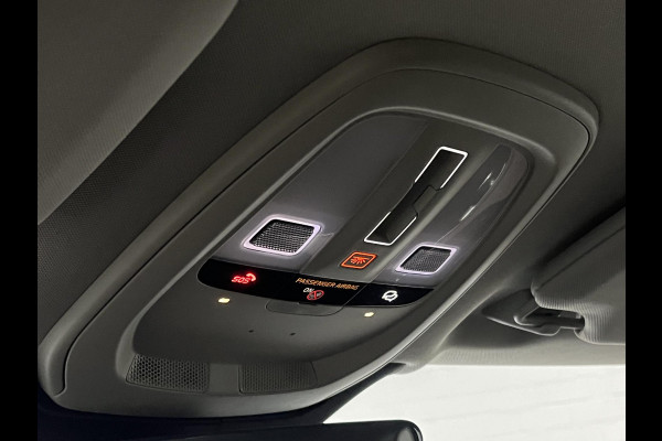 Volvo XC90 2.0 T8 Plug-in hybrid Plus Dark *Facelift* | Luchtvering | Open dak | Adapt. Cruise | Harman & Kardon | Google |